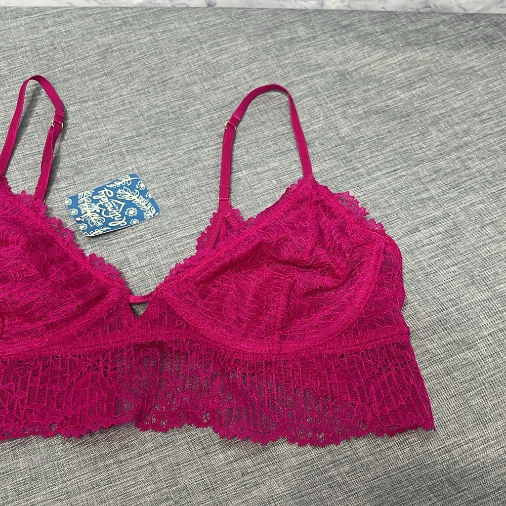 NWT-Free People Alyssa Fuchsia Lace Underwire Bralette - Picture 8 of 10